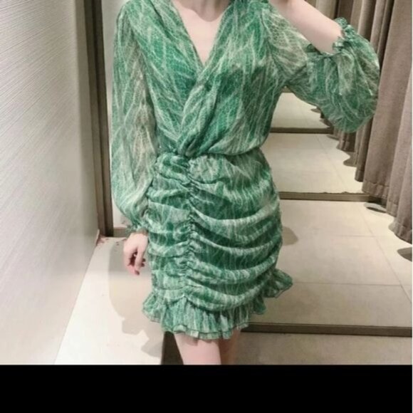 GREEN SNAKESKIN PRINT PRE FALL DRESS - Picture 2 of 9